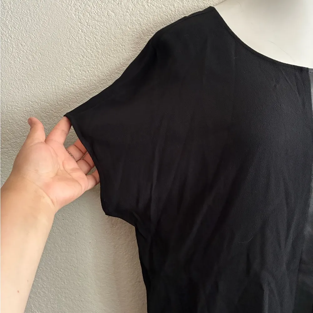 Madewell Women’s Black Leather Stripe Short Sleeve Shift Dress XS - Image 8