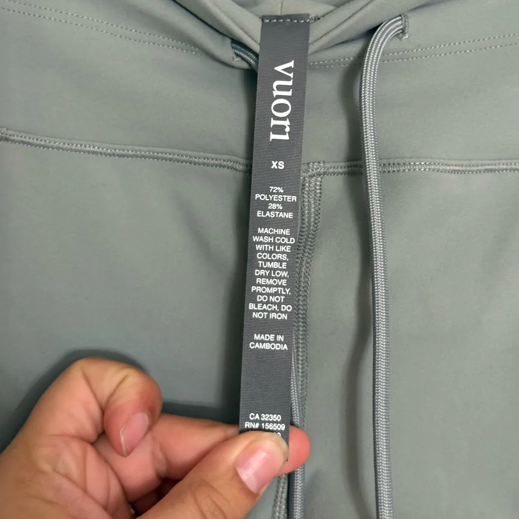 Vuori Daily Pocket Sage Green High-Waisted Leggings size XS - Image 7