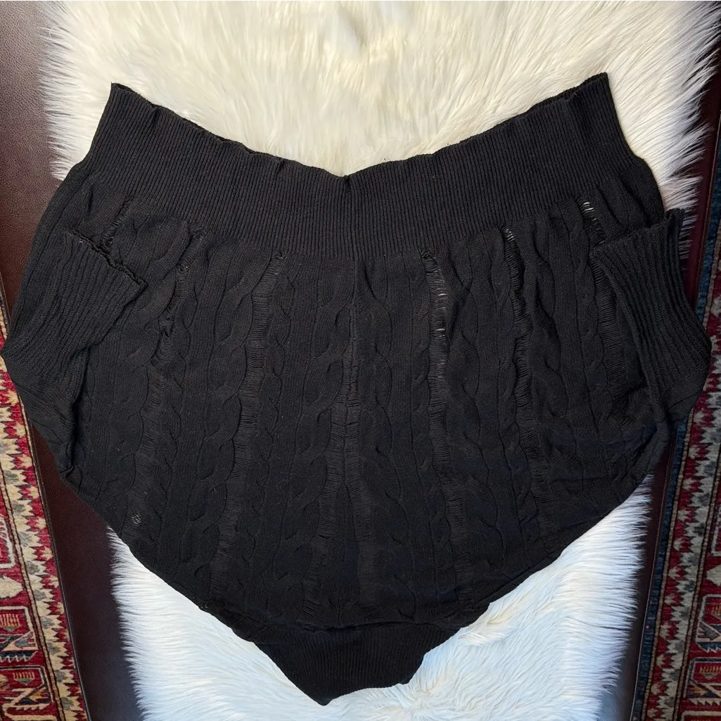 Barney’s New York Vintage Black Open Neck Cable Knit Sweater - Image 4