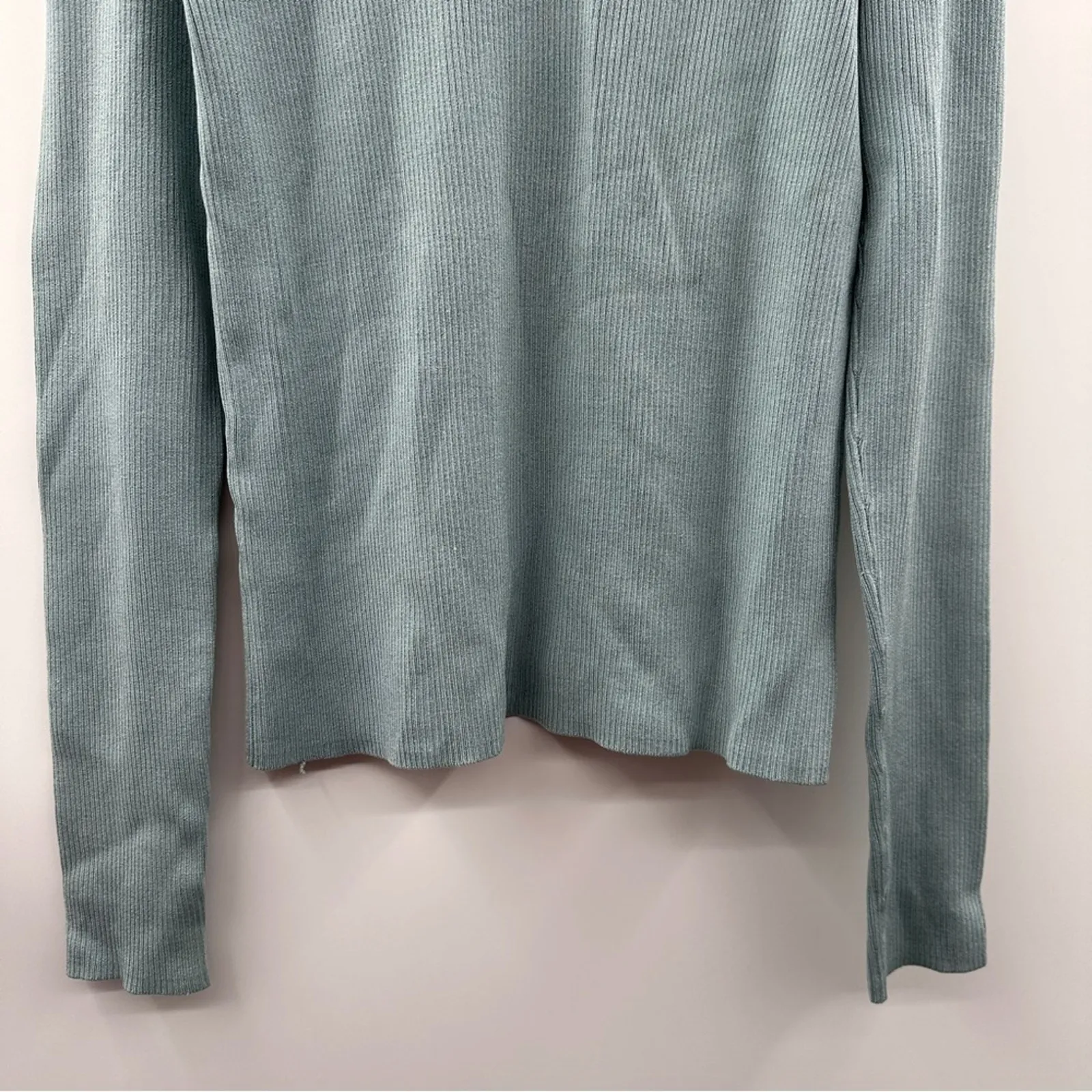 Michael Kors Silk Blend Light Blue Ribbed Long Sleeve Pullover Sweater Sz M‎ - Image 3
