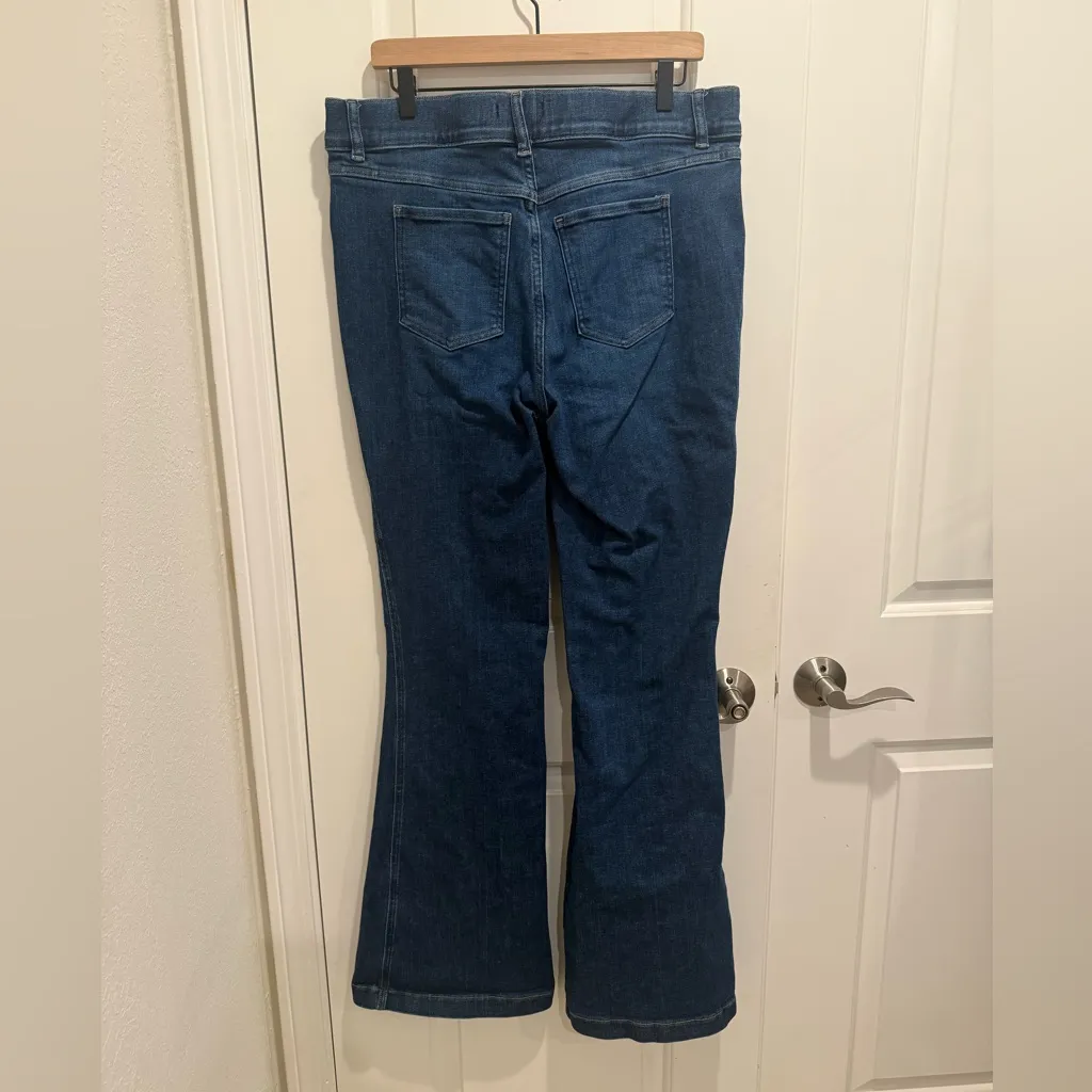SPANX XShape Everywear Flare Jeans size XL - Image 4