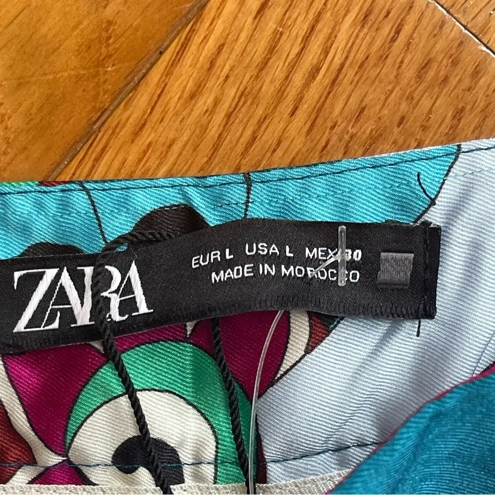 Zara satin effect multicoloured paisley  cropped culottes high waist pants Sz L - Image 7