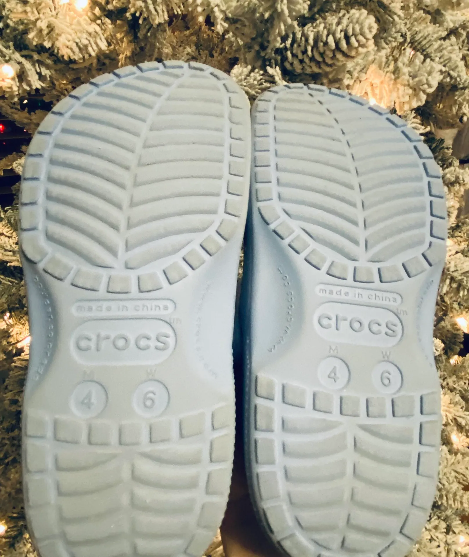 Crocs Classic Clog Chambray Blue Croc - Image 4