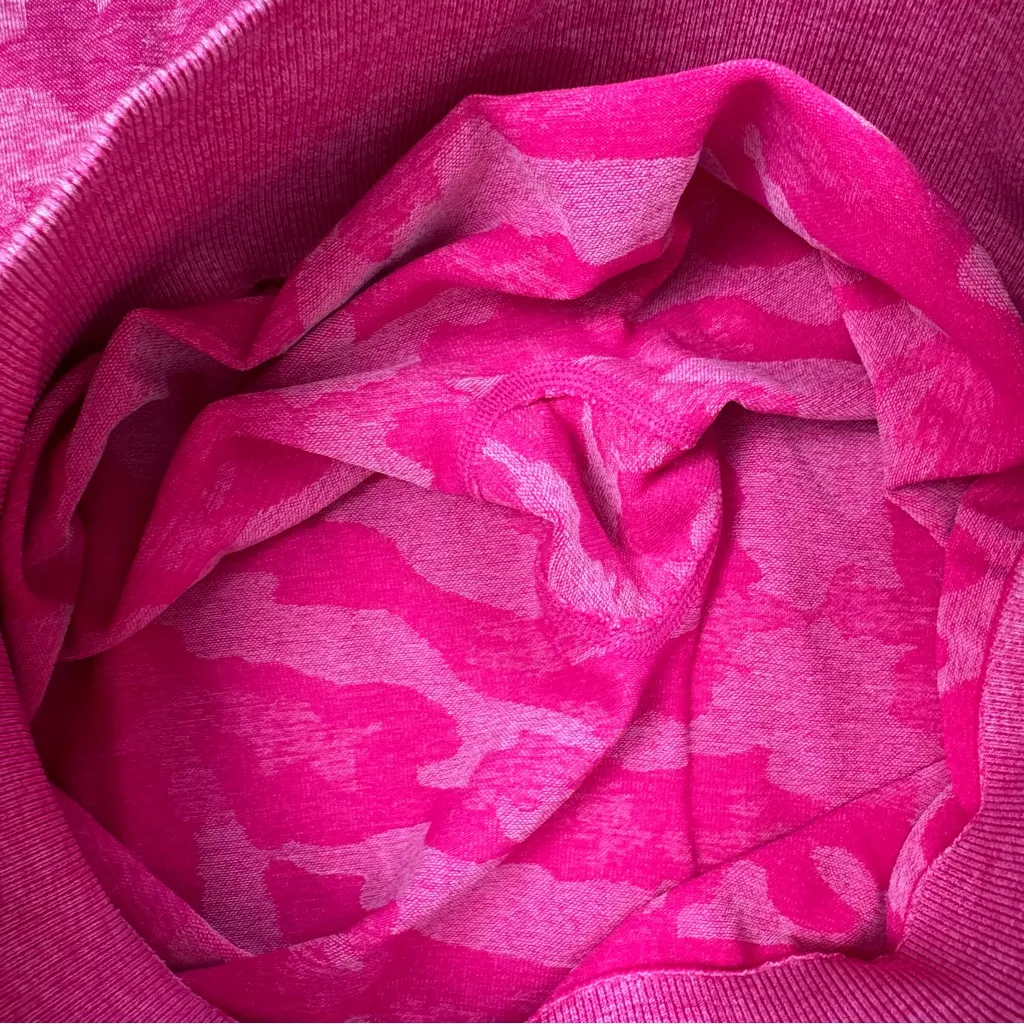 NVGTN Camo Fuchsia Pink Seamless Leggings Pant Size XL Yoga Workout - Image 6