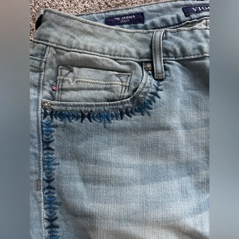 VIGOSS Jagger Skinny Embroidered Jeans size 30”waist; 29” length; size 10 NWT - Image 10