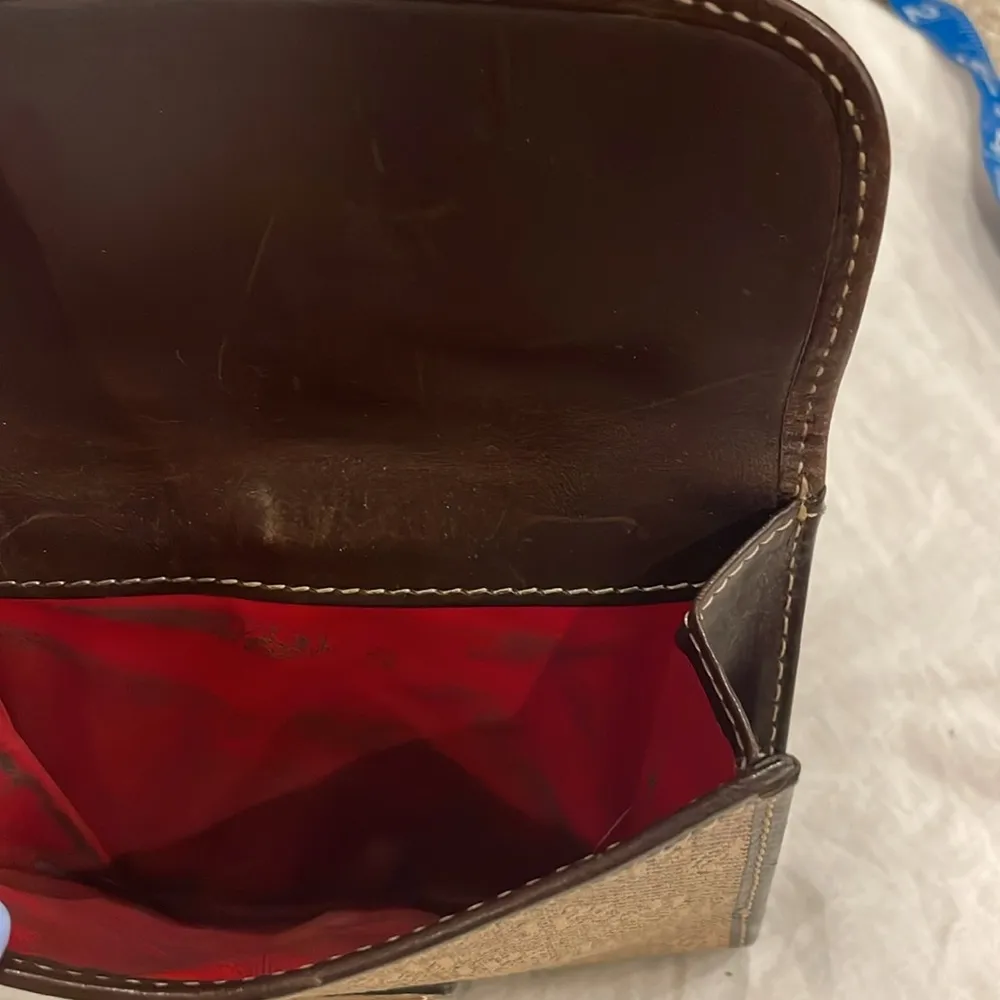 Dooney and Bourke vintage wallet Brown - Image 2