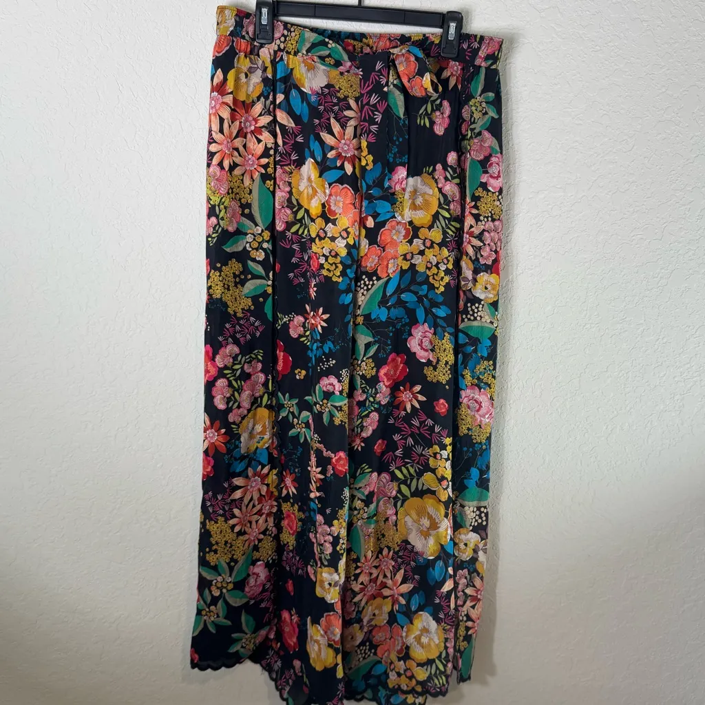 Johnny Was Floral Print Scalloped Edge Albany Tie Waist Pants Size L - Image 4
