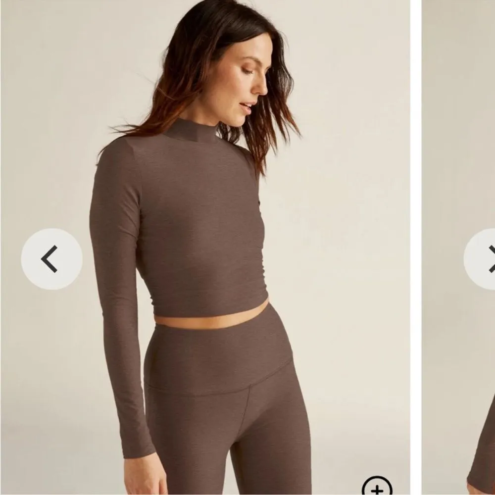 Beyond Yoga Featherweight Moving on Cropped Pullover NEW  in Trufh Size Large - Image 3