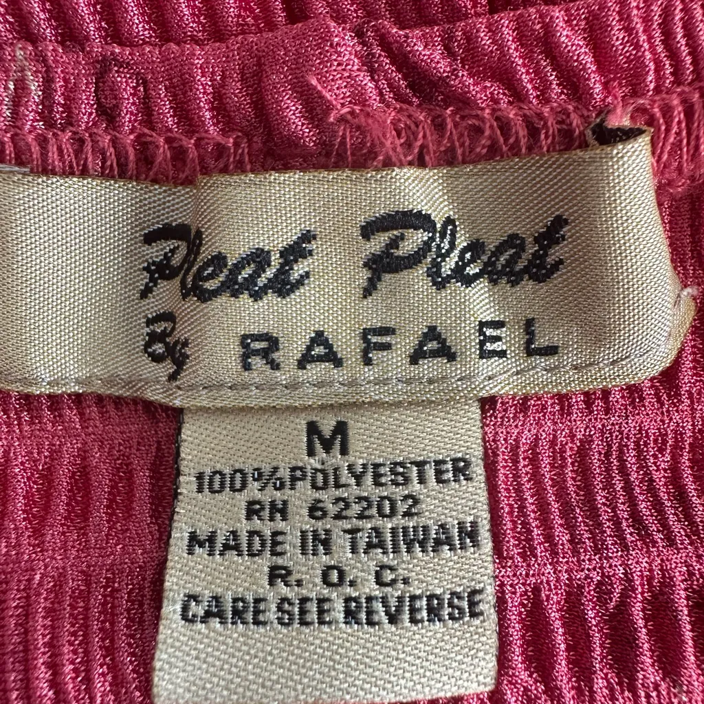 Pleat Pleat by Rafael Textured Ombre Pencil Skirt (1101) Red Size M - Image 9