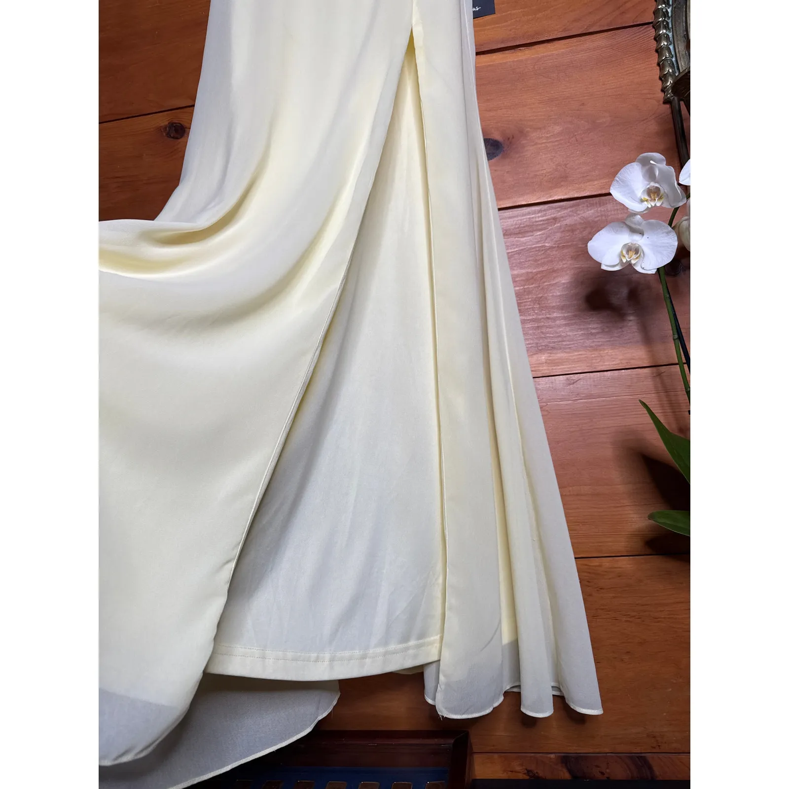 NWT Lulus Magical Magnetism Pale Yellow Off-the-Shoulder Maxi Dress Banquet Sz S - Image 5
