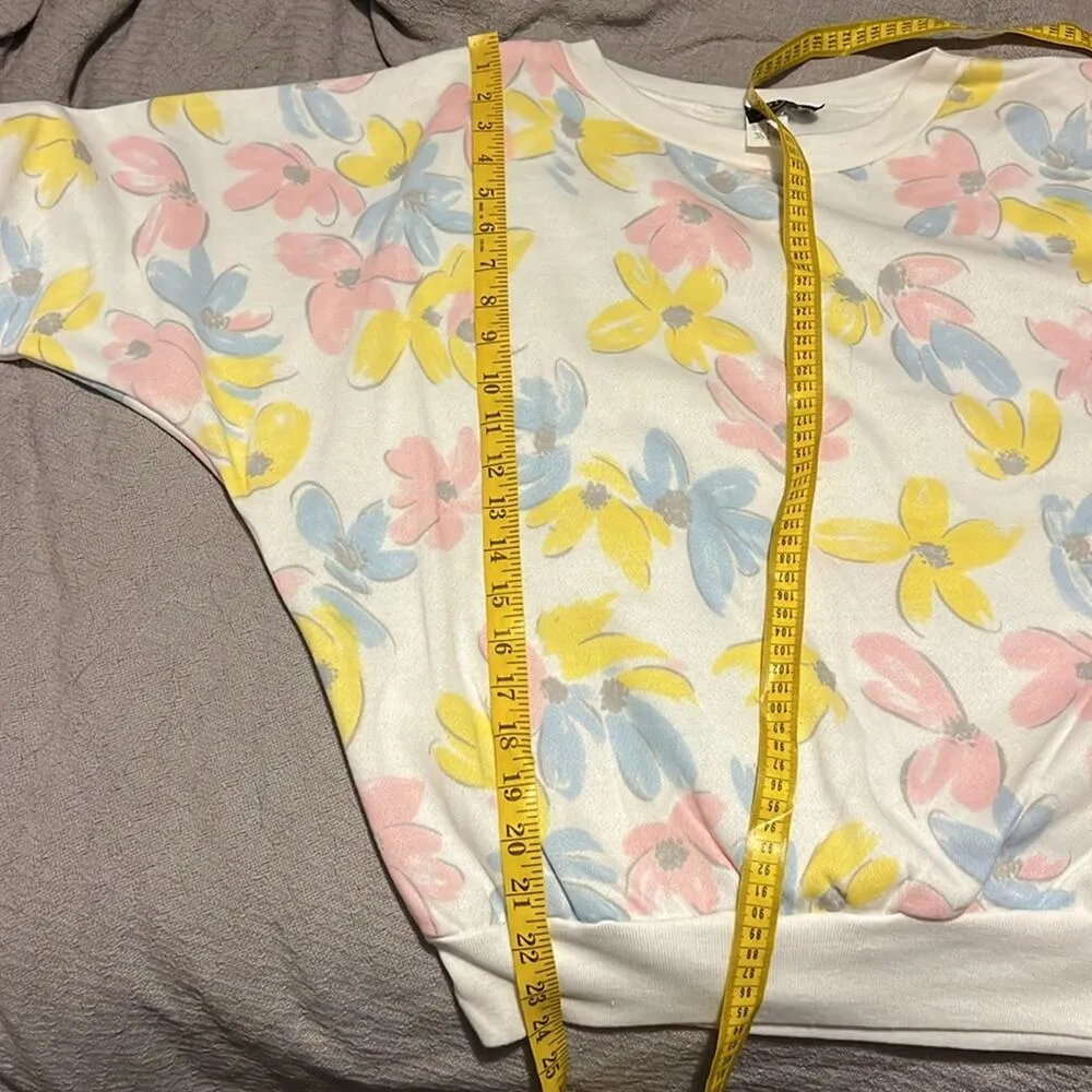 Vintage 80s Crop Batwing Floral Yellow Pink Sweatshirt Bijo New York Large - Image 7