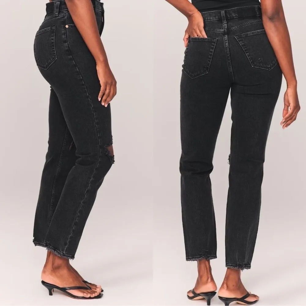 A&F Curve Love Ultra High Rise 90s Straight Jean in Black Destroy 29/8 Short - Image 3