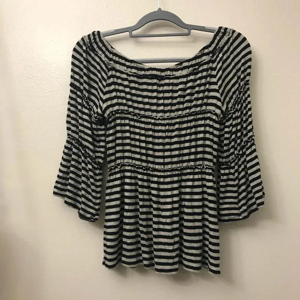 Max Studio Gray & Black‎ Stripe Top Size XS - Image 6