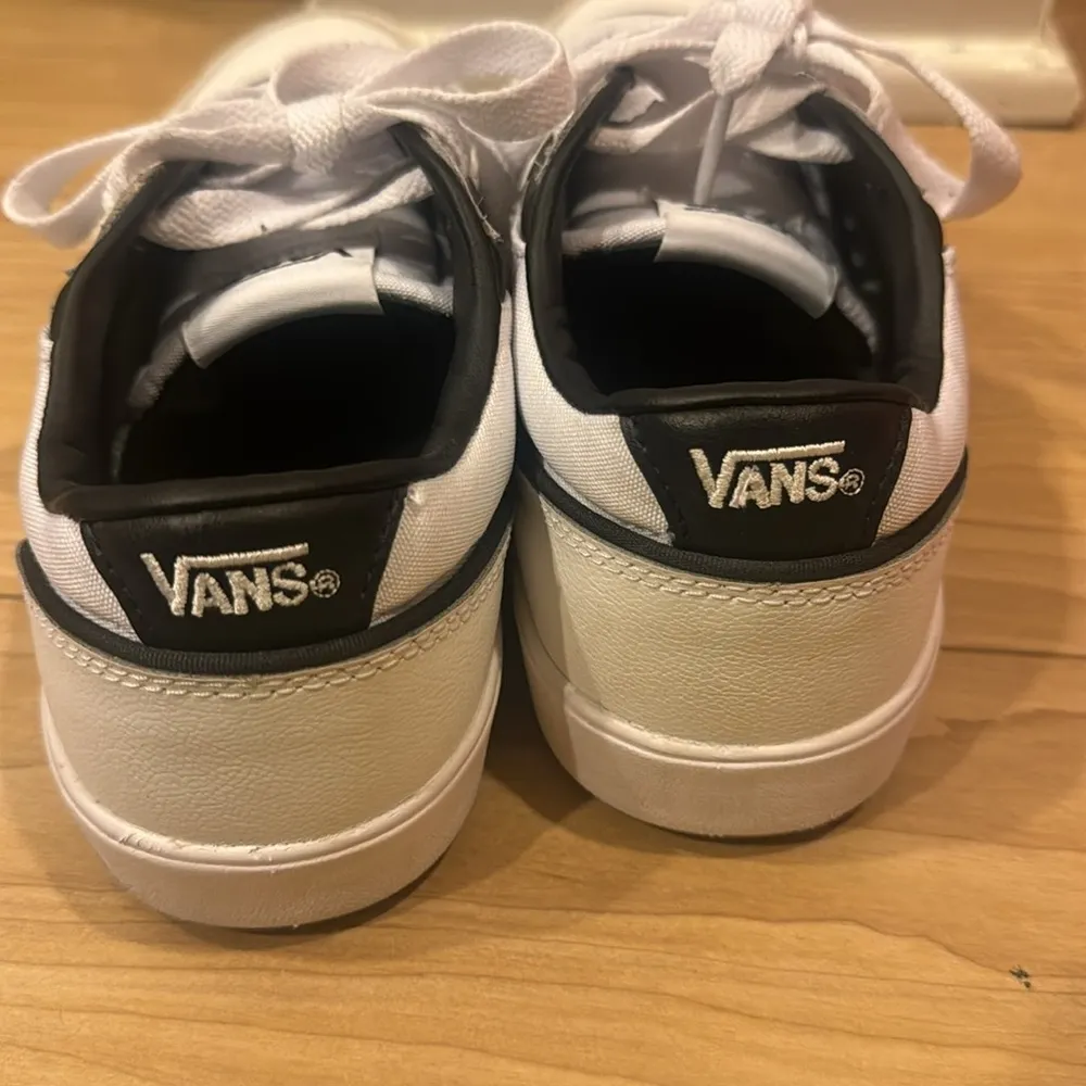 comfy sneakers - Image 4