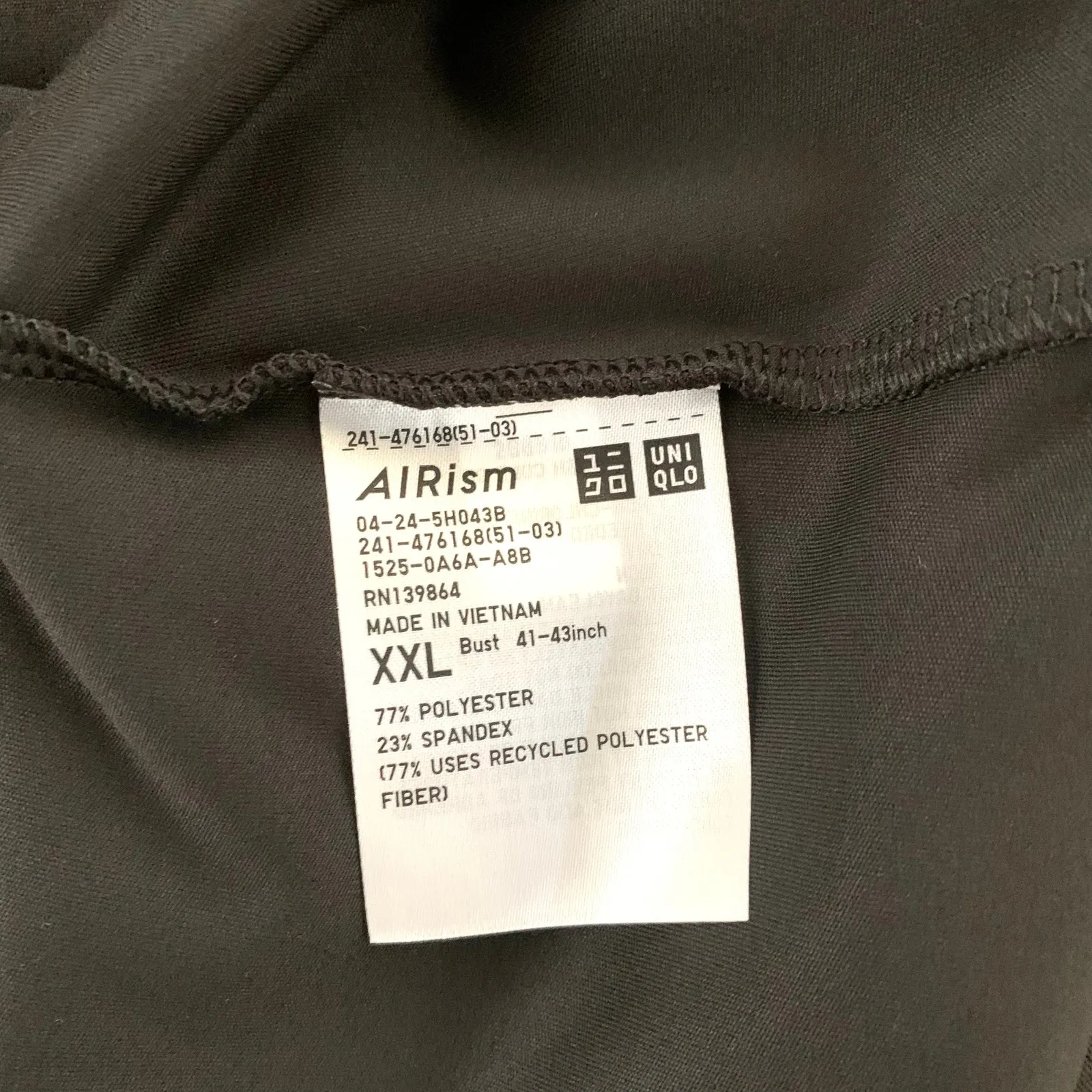 Uniqlo Ultra Stretch AIRism Cropped Long Sleeve T-Shirt in Black XXL - Image 8