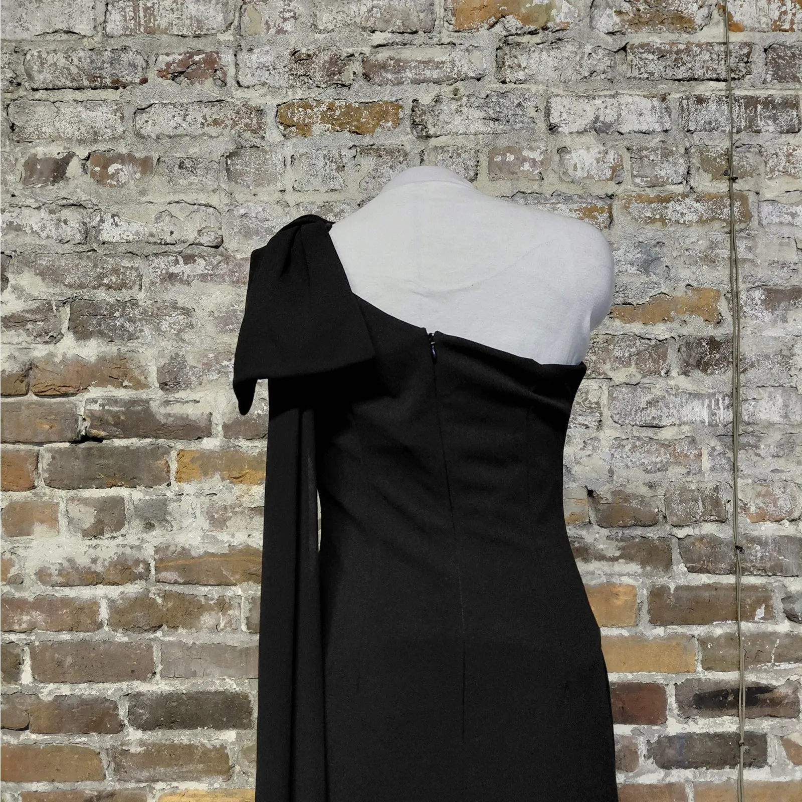 Xscape Formal Evening Gown Size 4 Black Cocktail Party Wedding Guest Dress Prom - Image 11