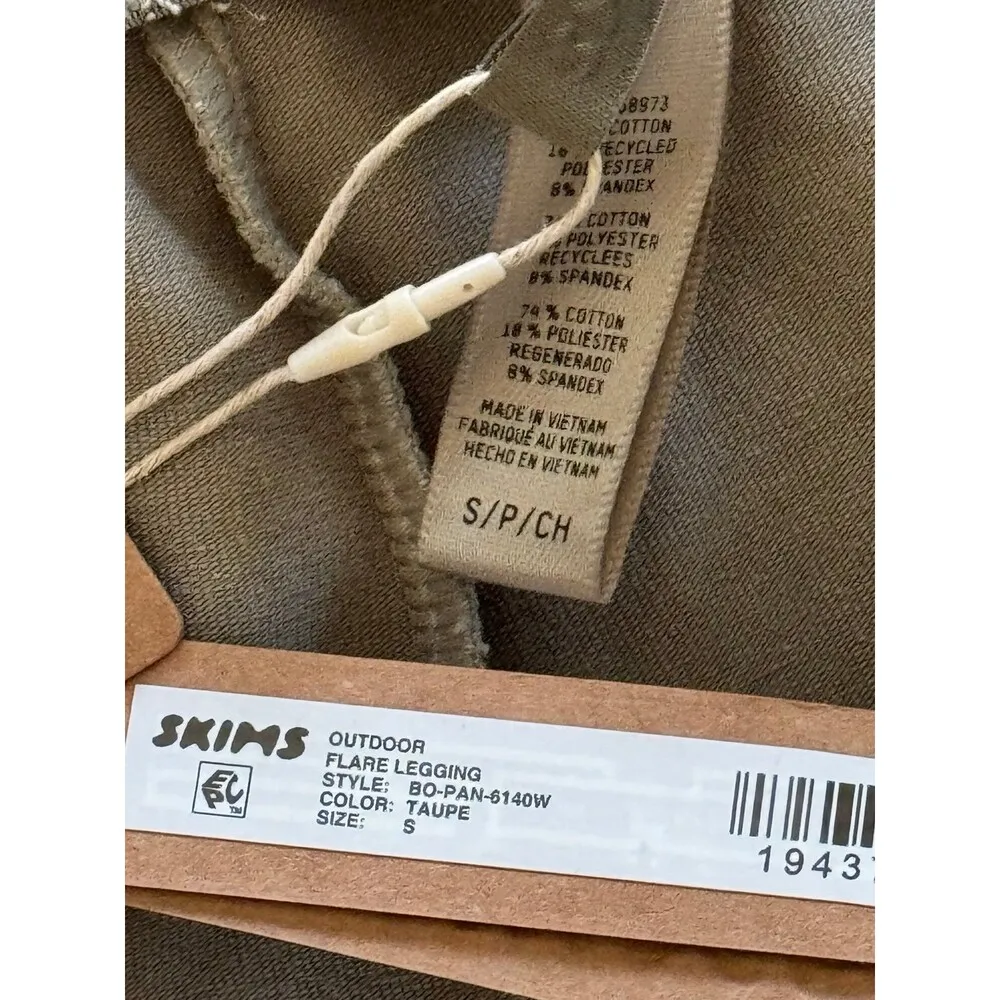 Skims Outdoor High Waisted Flare Leggings Taupe Size Small - Image 12