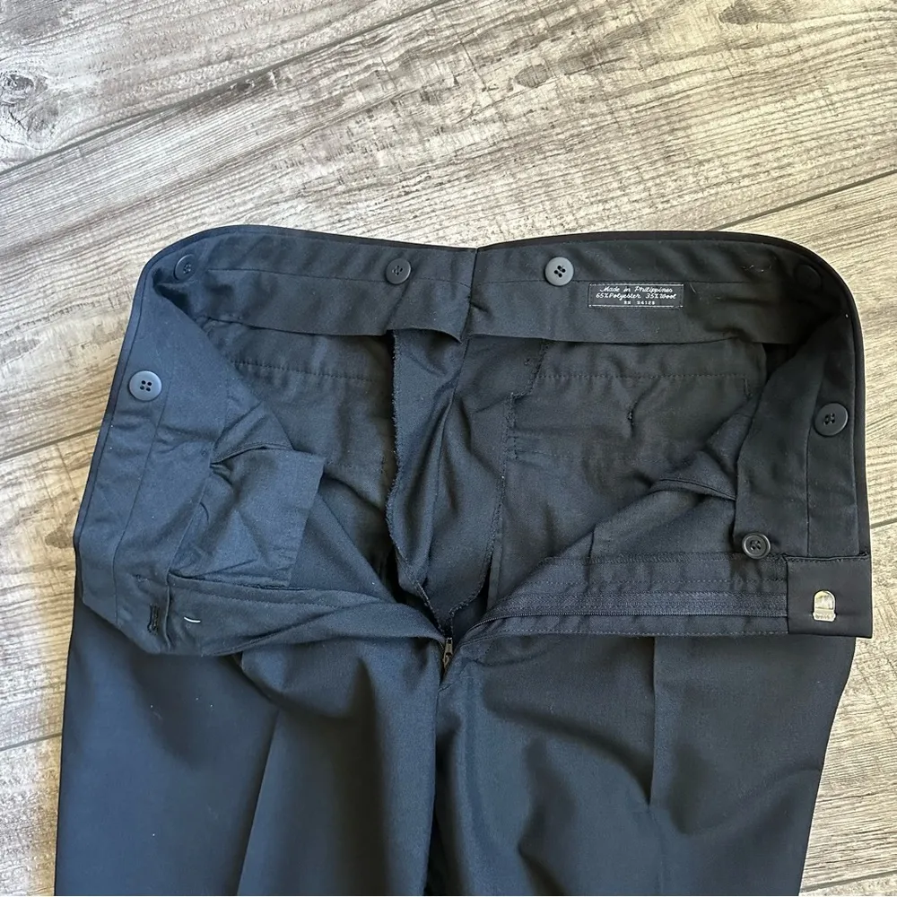 Vintage 1980s Pierre Cardin Tuxedo with cummerbund and bow tie [H3R] - Image 12