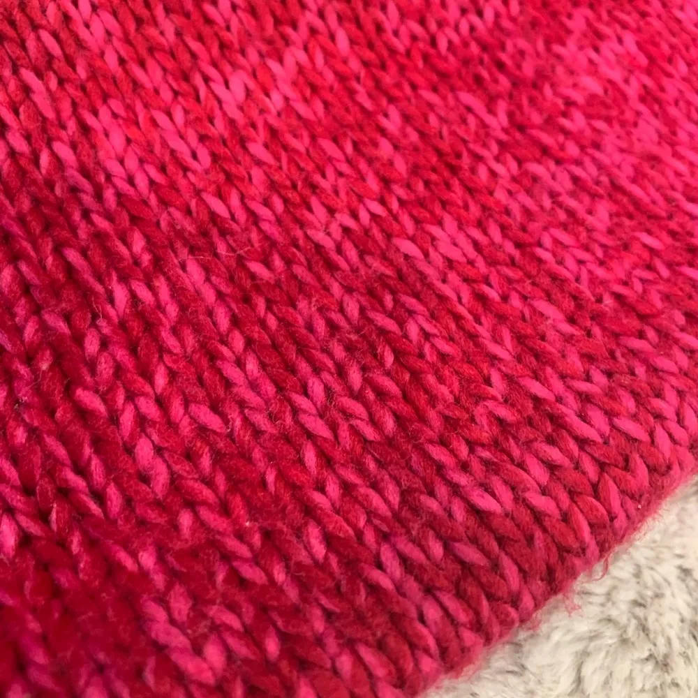 Knit Fuschia Circle Scarf - Image 4