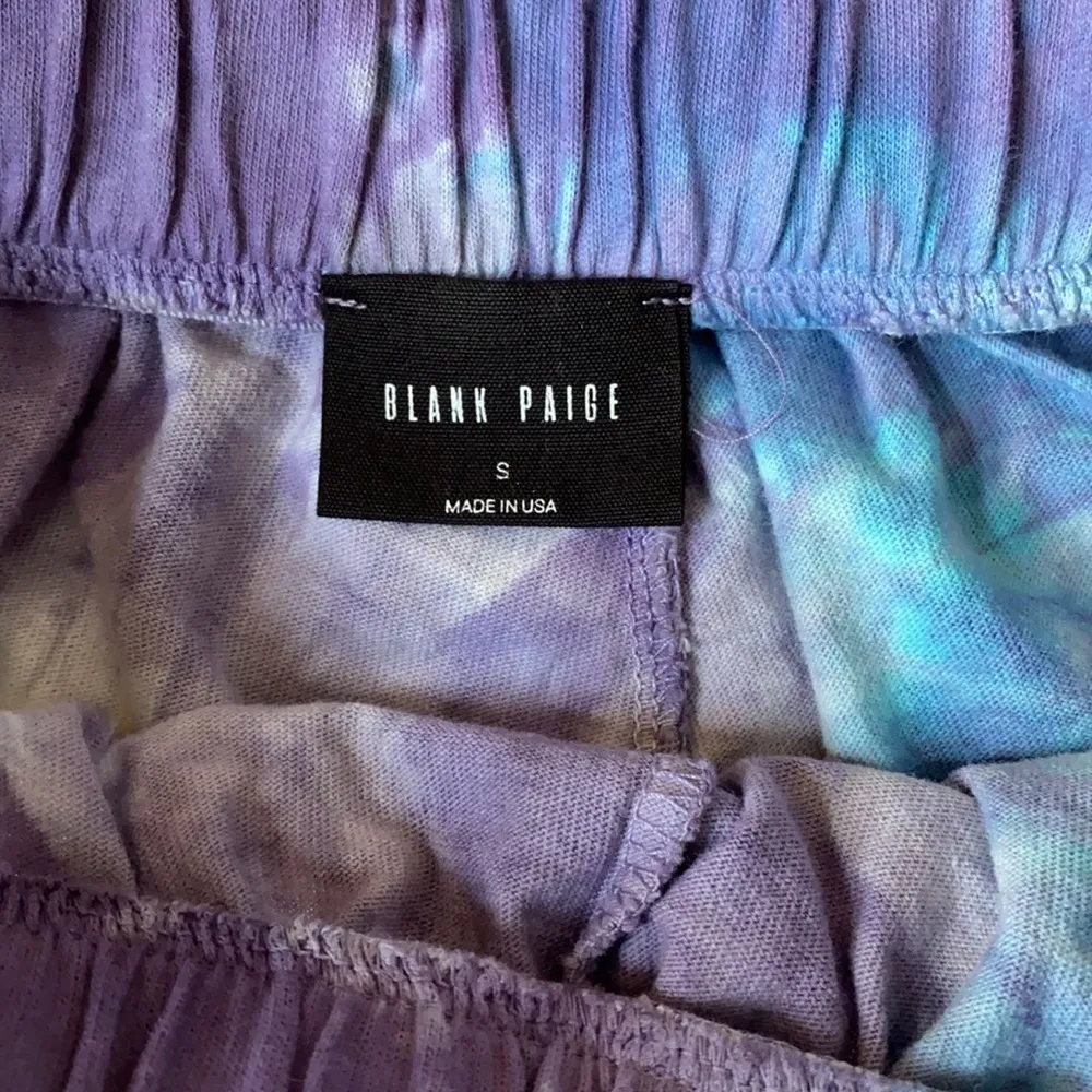 ASHBURY COTTON POCKETED TIE DYE SHORTS - Image 4