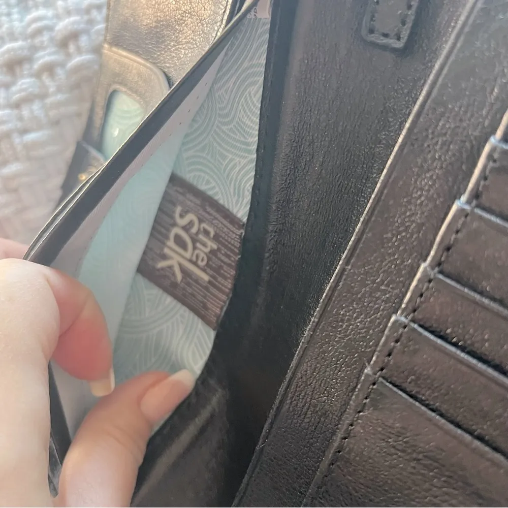 The Sak wristlet/wallet black leather bifold 7.1/4”x 4”NWOT - Image 7