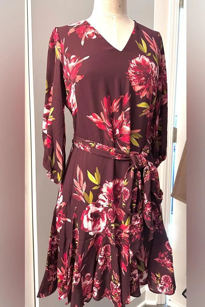 NWT White House Black Market Burgundy Floral Long Sleeve Dress - Image 3