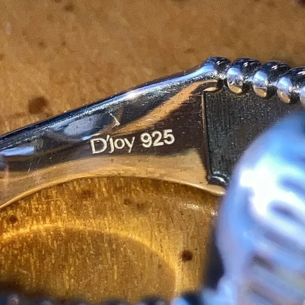 White Buffalo Turquoise Sterling Silver Southwestern Ring Size 7 Black - Image 6