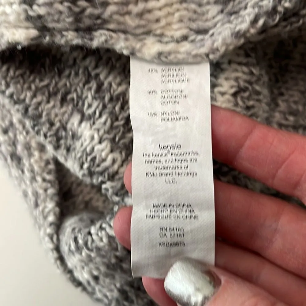 Kenzie sweater with flare cuffs.  Size Medium. - Image 5