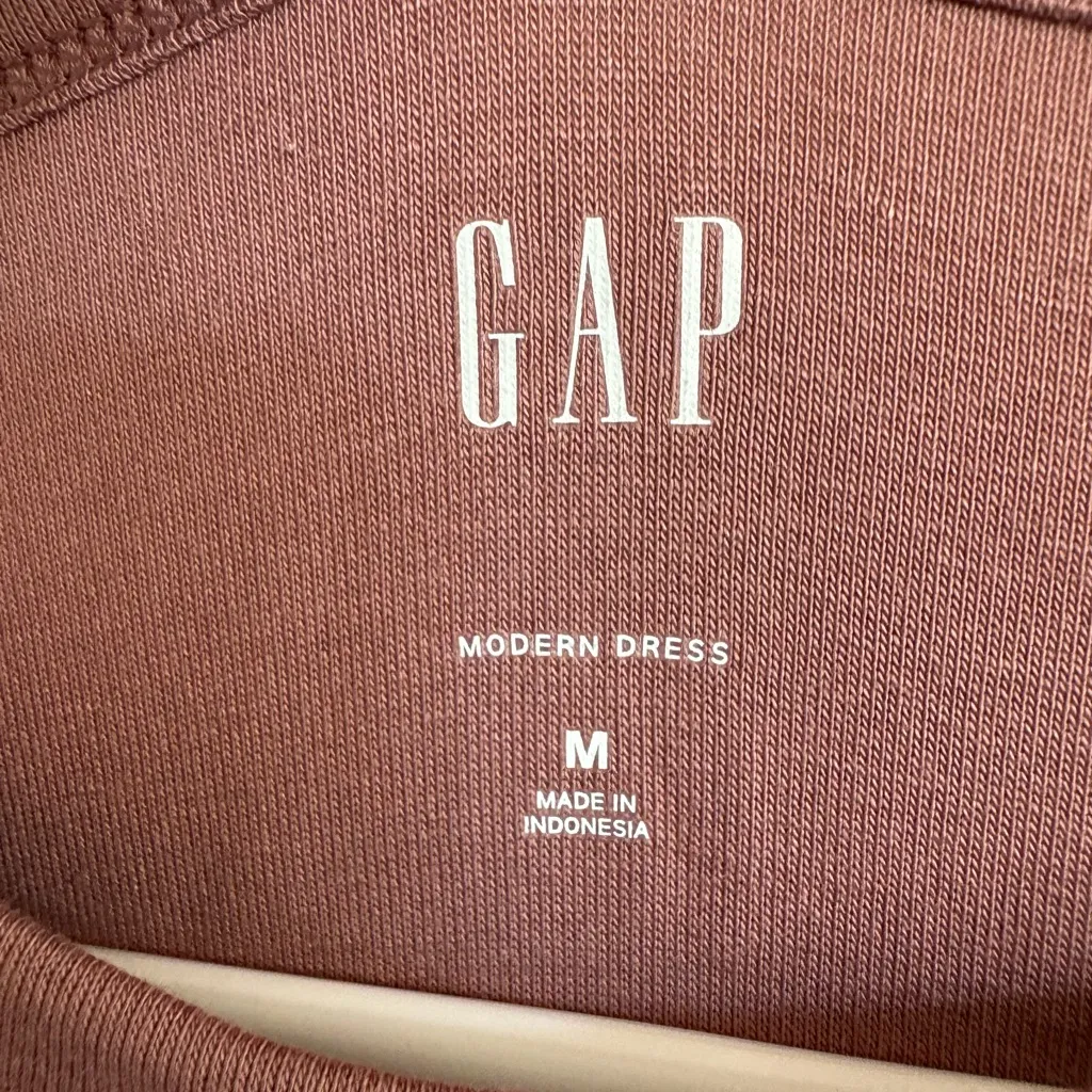 NWT Gap mauve The Modern Dress size medium - Image 2