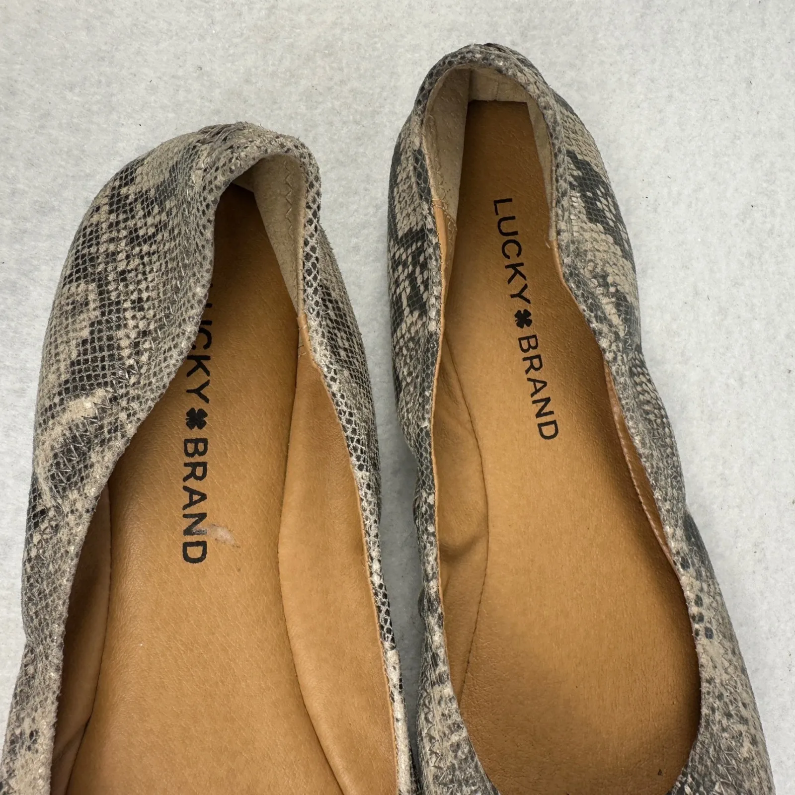 Lucky Brand Womens 7 Ballet Flats Snakeskin Slip On Casual‎ Comfort Shoes - Image 4