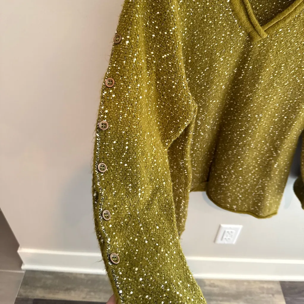 Habitat Olive V-Neck Sweater - Image 4