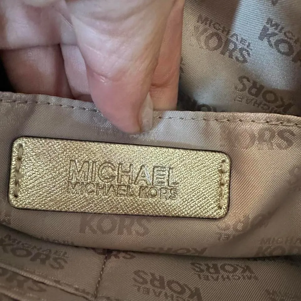 MICHAEL KORS Sandrine Stud Large Zip Clutch – Rose Gold - Image 6