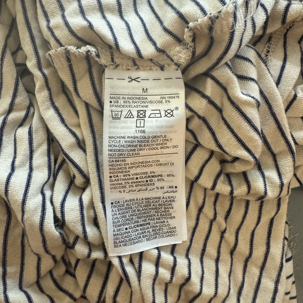 Women’s Old Navy tan/black vertical stripe long sleeve t-shirt dress Medium - Image 3