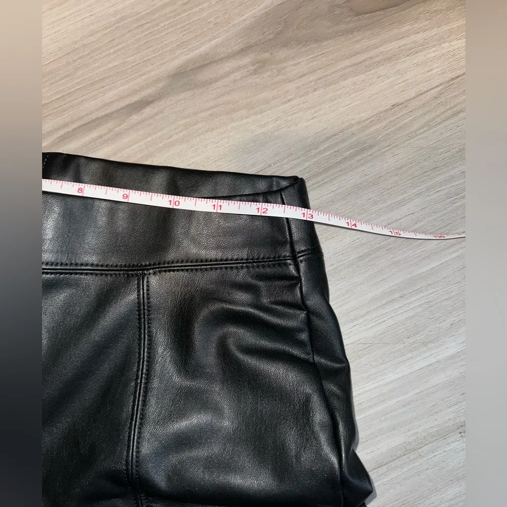 NWT Ci Sono Faux Leather Straight Leg Leggings Women’s Elastic Trim Skinny Pants - Image 8