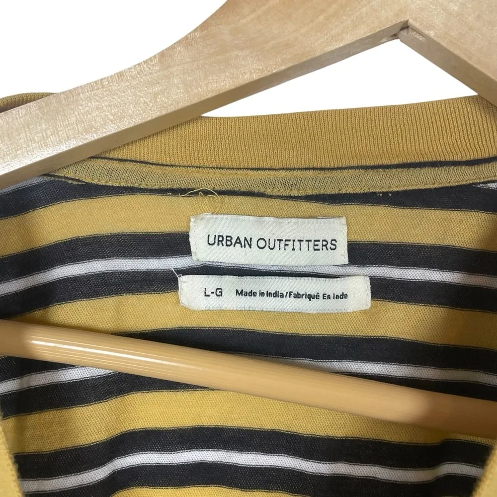 Urban Outfitters UO Jana Long Sleeve Striped Cropped Shirt Yellow/Black Size L - Image 3