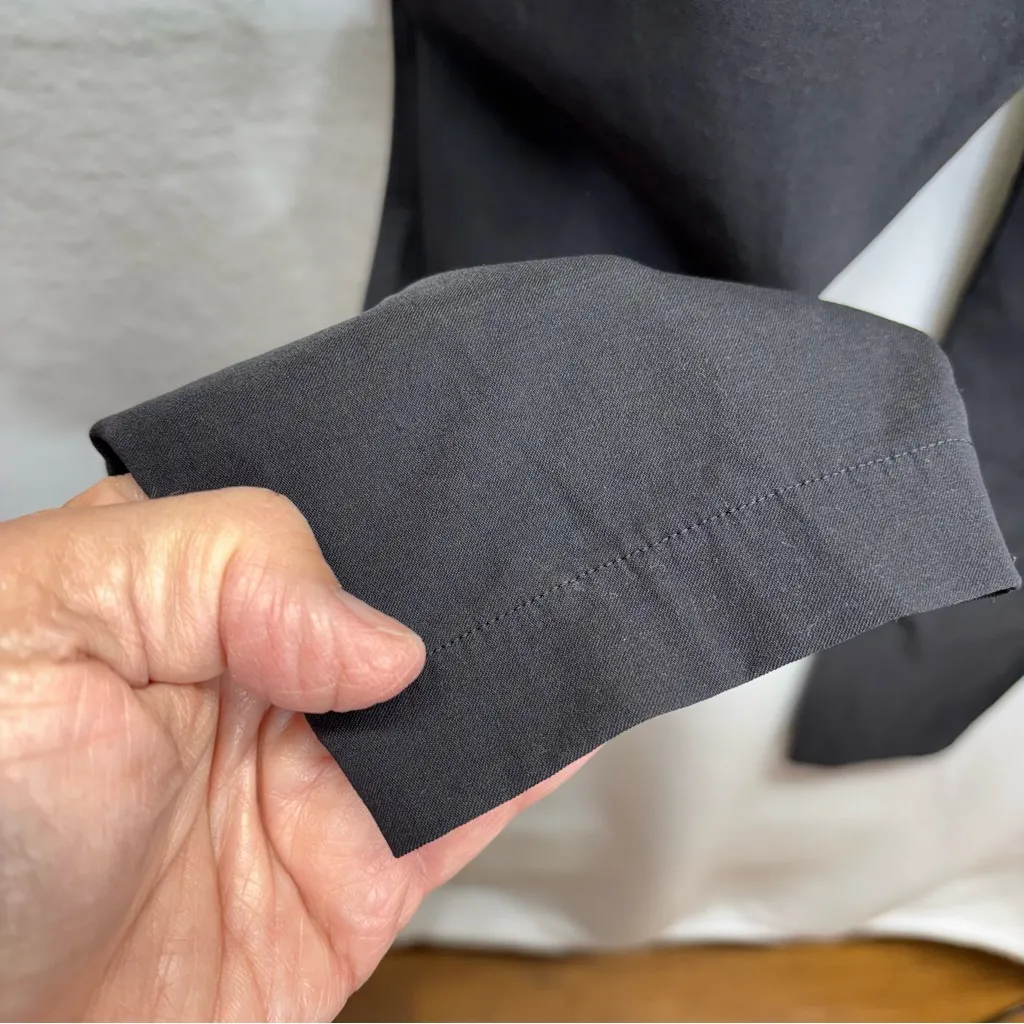 The North Face Women's Charcoal Joggers‎ - Image 6