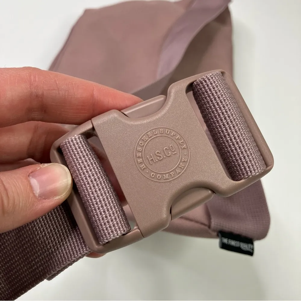 Herschel Supply Company | Dusty Pink Belt Bag Fanny Pack - Image 8