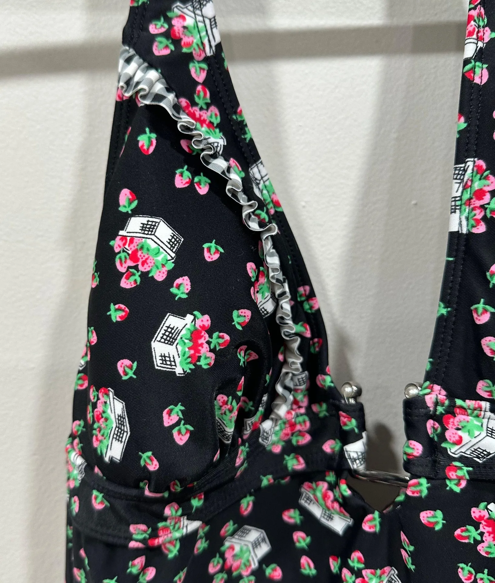 Allen B by Allen Schwartz Strawberry Swim Tankini Top Size 8 - Image 4