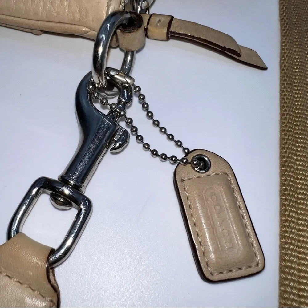 Coach Leather Crossbody Messenger Bag. in Cream w/Canvas Strap No. L056-9760 - Image 5