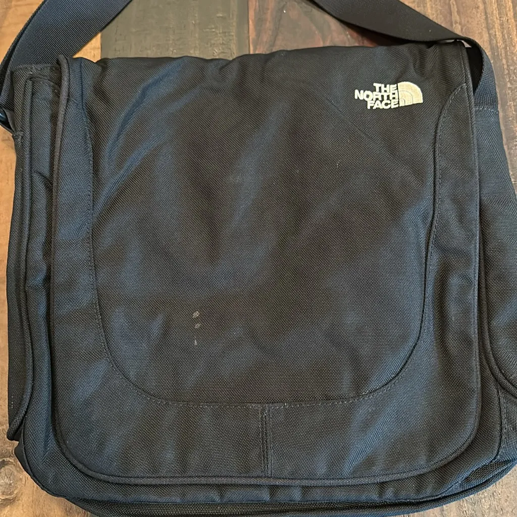 The North Face Messenger Bag - Image 2