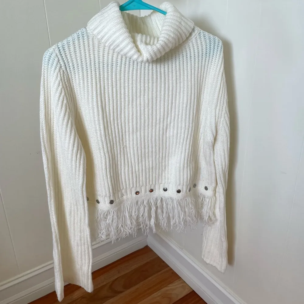 Lulus  Freethinker Cream Fringe Cropped Sweater - Image 5