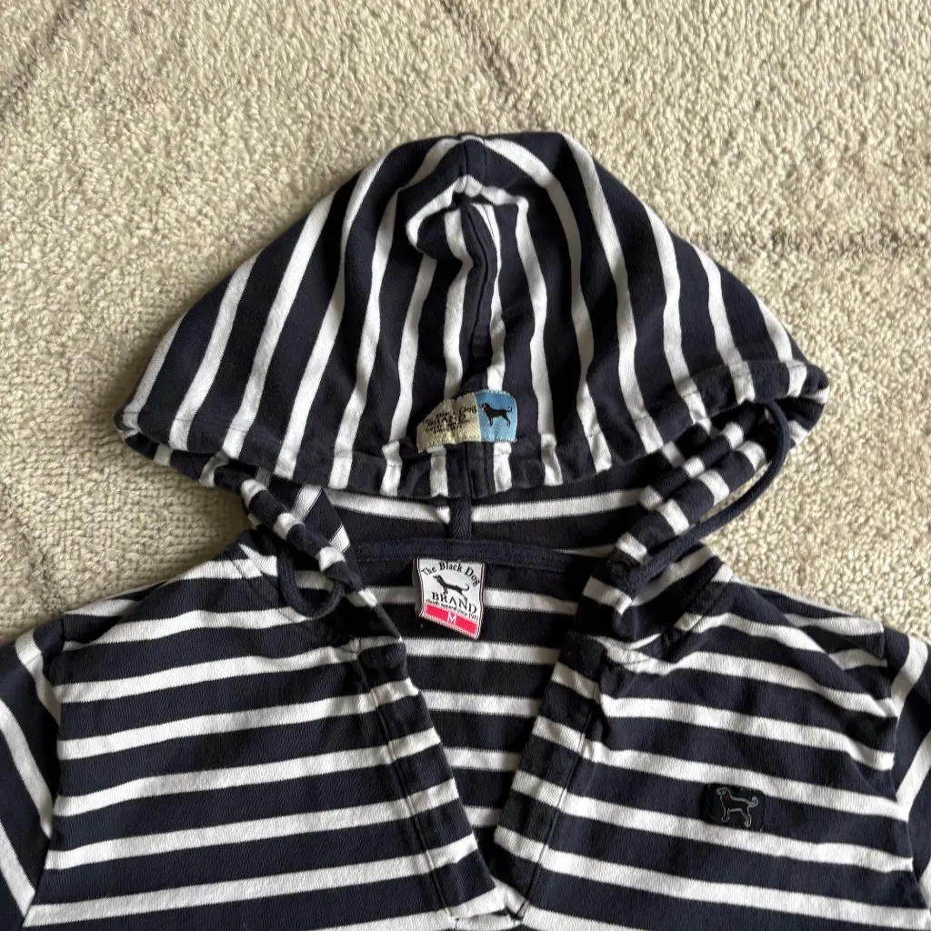 The Black Dog Martha's Vineyard Striped Hoodie Long Sleeve Coastal Cape Cod Styl - Image 3