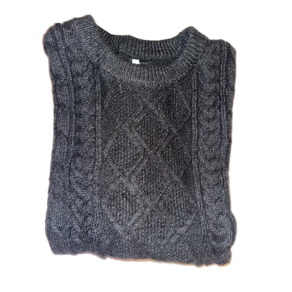 Chunky Cable Knit Sweater Black Crewneck – Size Large NWOT - Image 3