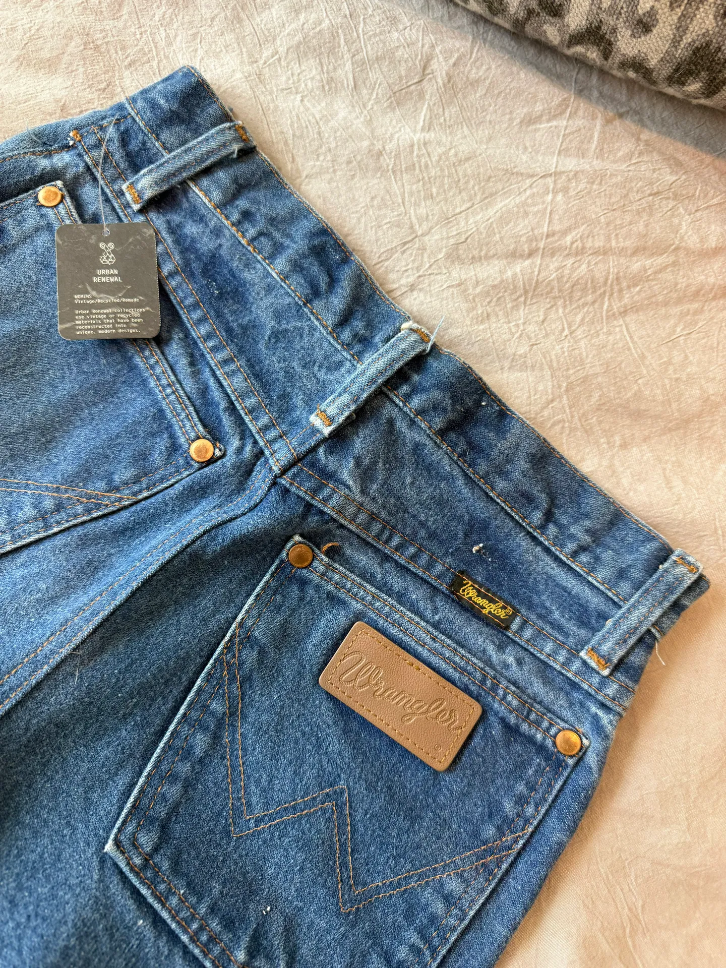 Vintage  Shorts - Image 3