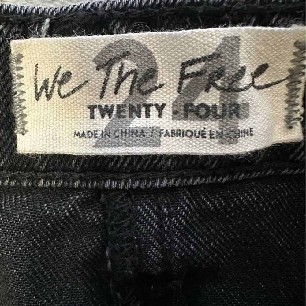 We The Free by Free People BREA CUT OFF DENIM SKIRT SIZE 24 Black Distressed - Image 10