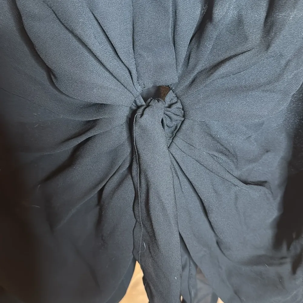 Express Portofino Black Tie Front Blouse Size XL - Image 3