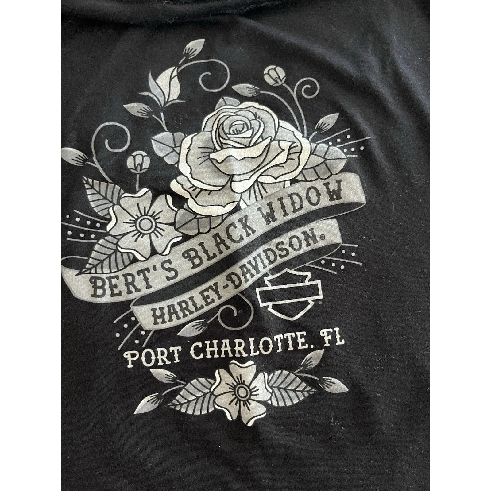 Harley Davidson T Shirt Black Widow Port Charlotte FL  Scoop Neck L - Image 3