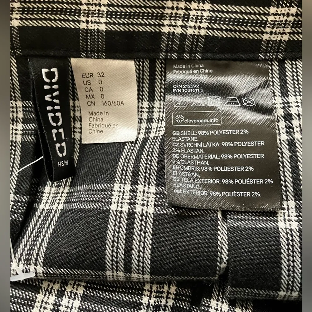 H&M Skirt Divided Black Plaid Mini Tartan Academia Pleated Skater Retro Size 0 - Image 13