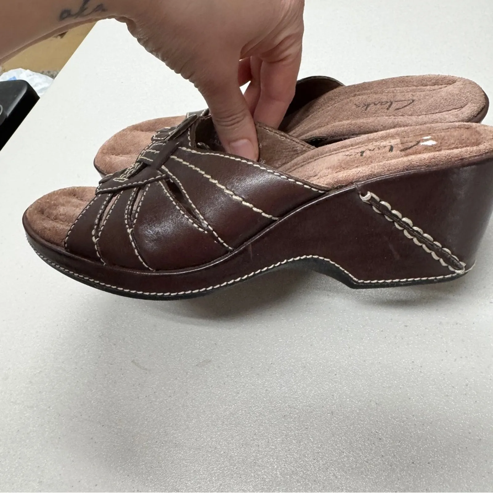 Clarks Brown Leather Wedge Platform Clog Wedge Shoes Womens 7 Y2K Slip On - Image 4