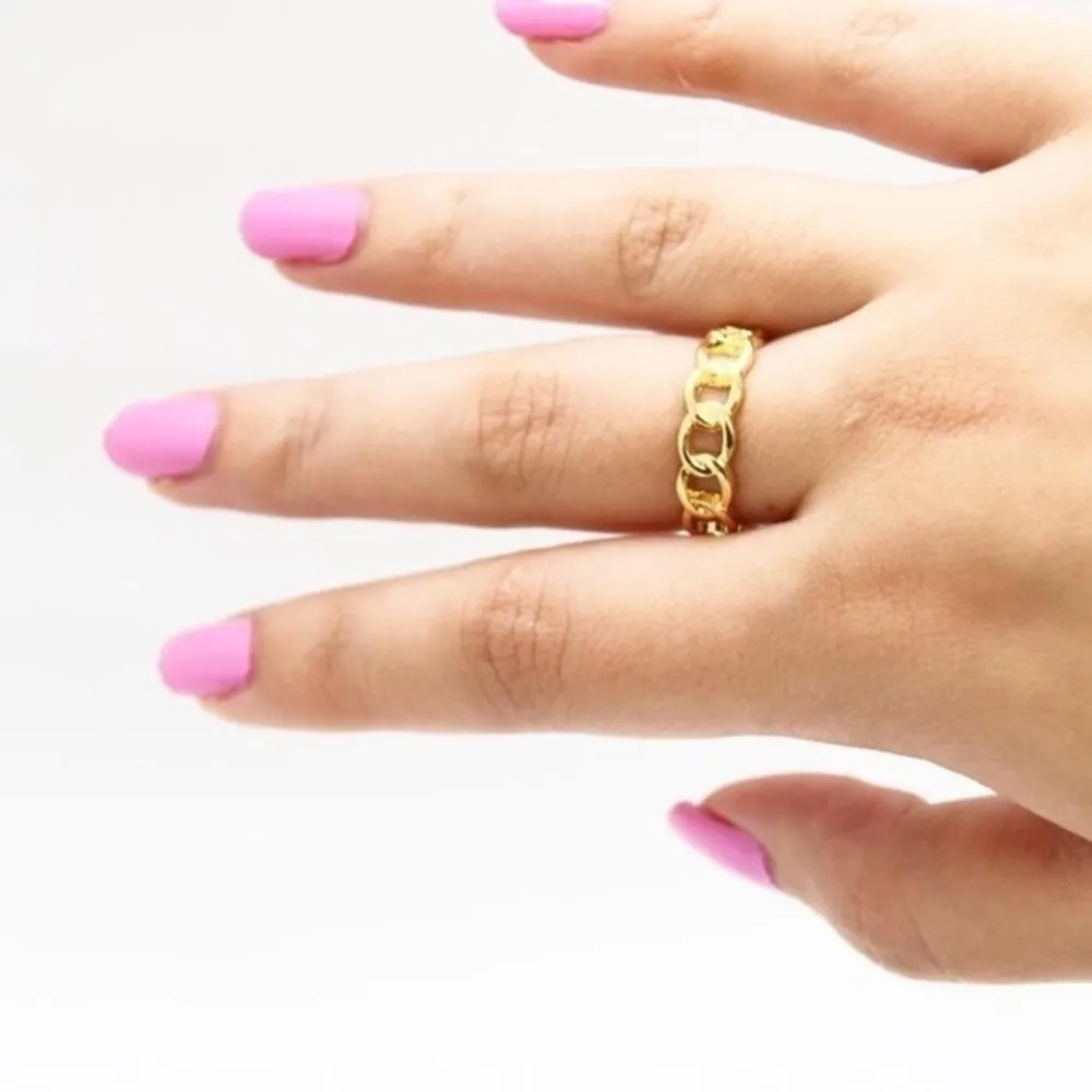 Minimal Gold Chain Link Ring - Image 4